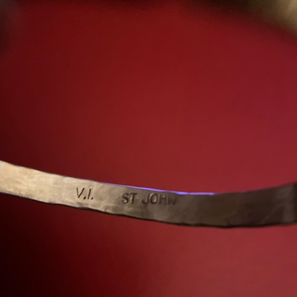 St John - Virgin Islands Hook Bracelet, 8mm sterling silver and 14k gold - Picture 9 of 10